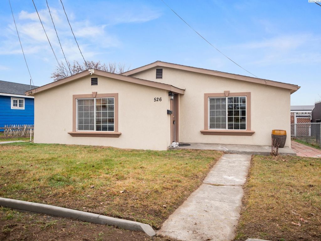 Photo of 526 W Entiat Ave, Kennewick, WA 99336 (MLS # 290520)