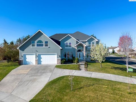 Photo of 4604 Sedona Court, Pasco, WA 99301 (MLS # 291697)