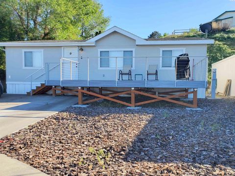Photo of 2407 Horizon View Ln, Richland, WA 99352 (MLS # 292926)