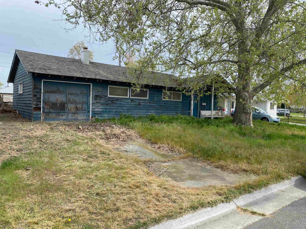 Photo of 354 Wright Ave, Richland, WA 99352 (MLS # 292542)