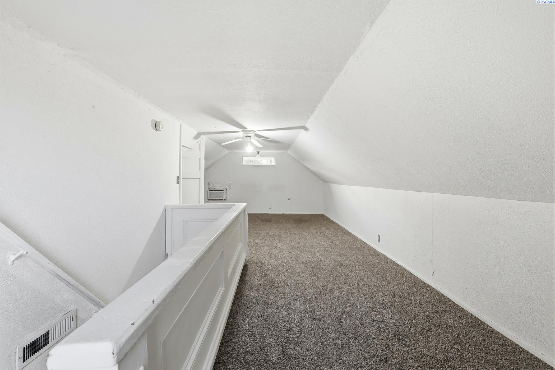 Kennewick, Washington 99336, United States, 4 Bedrooms Bedrooms, ,1 BathroomBathrooms,Residential,Active,248835