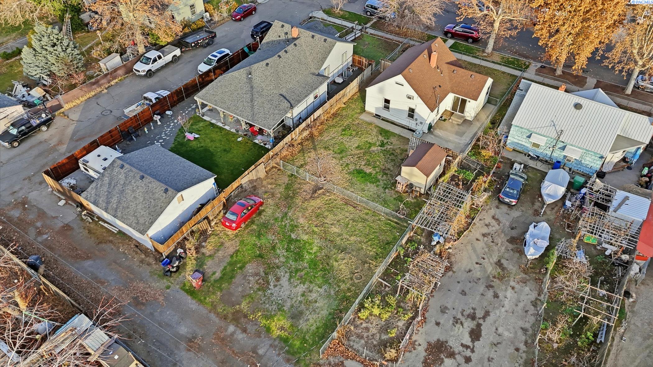 Kennewick, Washington 99336, United States, 4 Bedrooms Bedrooms, ,1 BathroomBathrooms,Residential,Active,248835