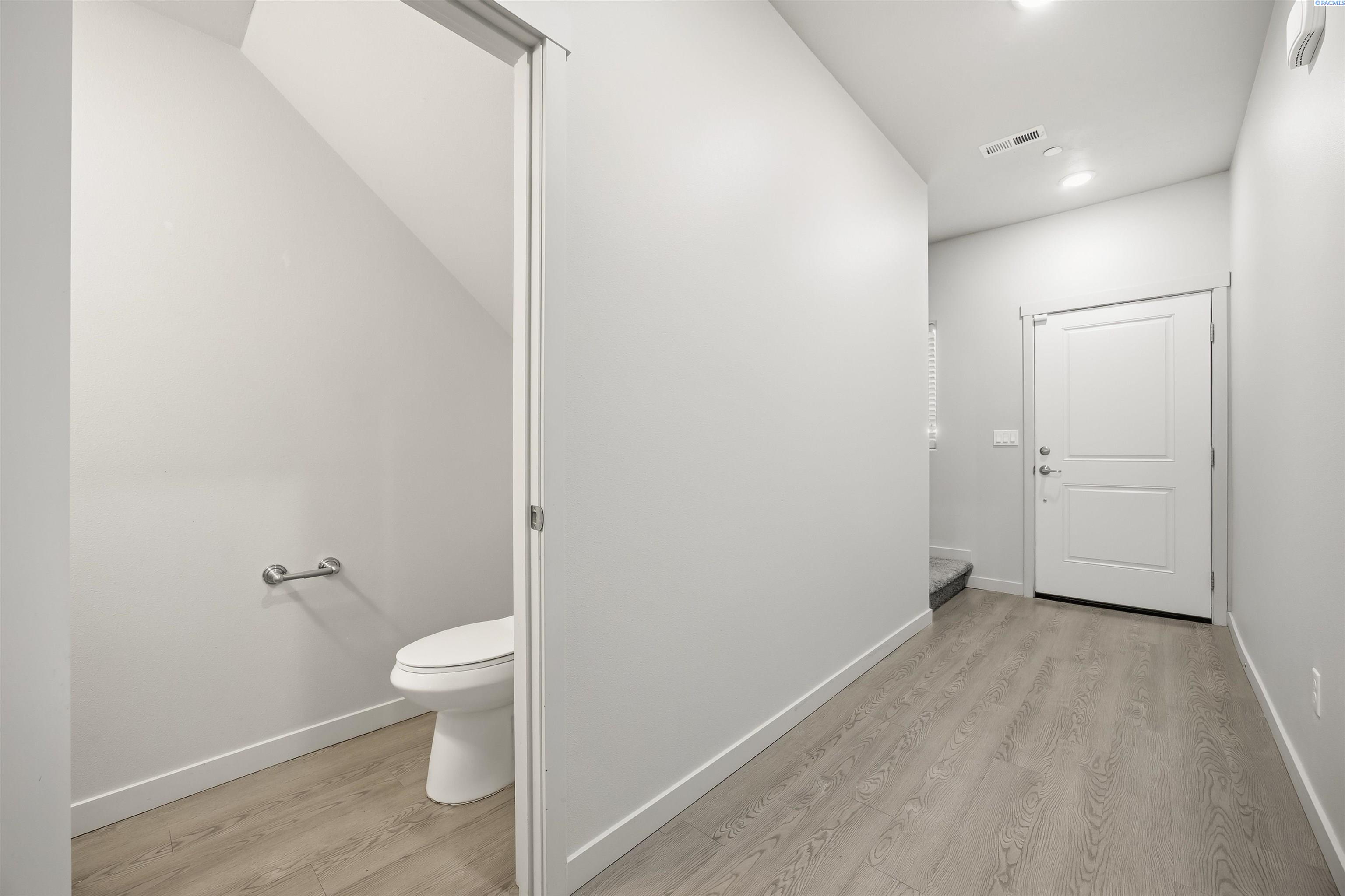 541 S Quillan Place - Photo 4