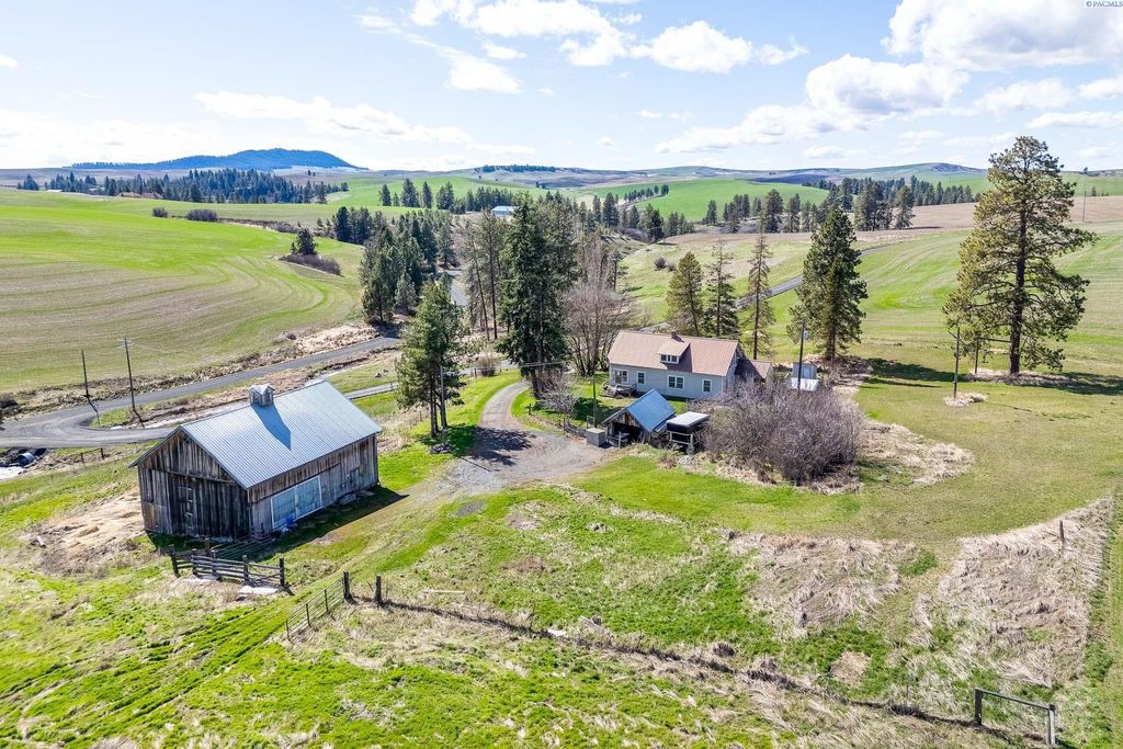 Photo of 1504 B Howard Rd, Palouse, WA 99161 (MLS # 291844)