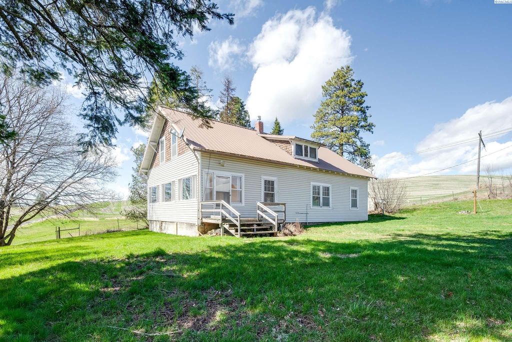 Photo of 1504 B Howard Rd, Palouse, WA 99161 (MLS # 291844)