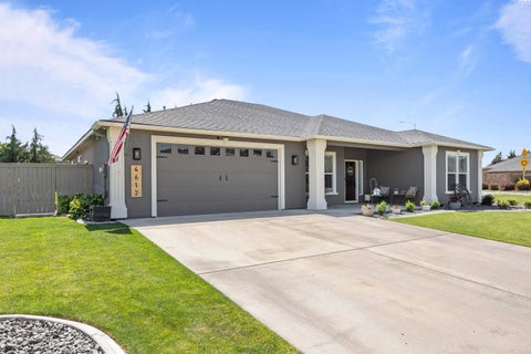 Photo of 4612 Meadow View Dr, Pasco, WA 99301 (MLS # 293257)