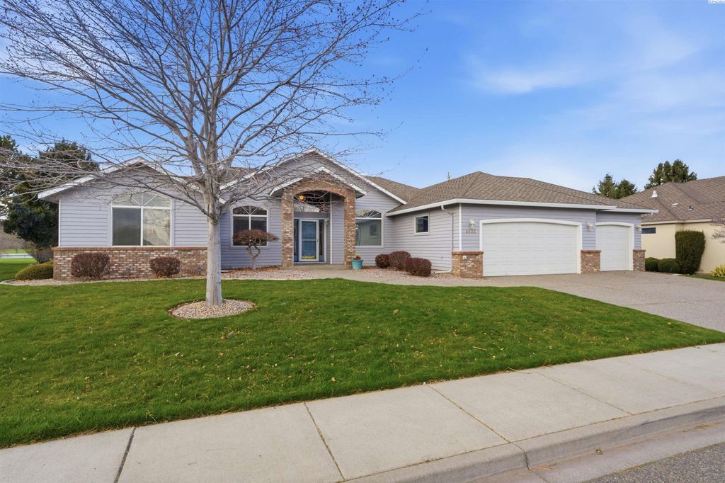 Photo of 3632 S Green St, Kennewick, WA 99337 (MLS # 291117)