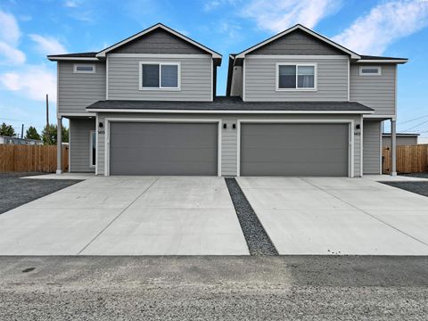 Photo of 1453/1455 Denver St, Richland, WA 99352 (MLS # 288905)