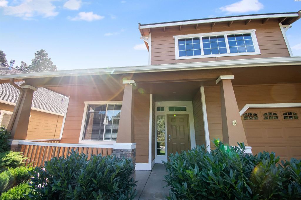 Photo of 7617 W 20th Avenue, Kennewick, WA 99338 (MLS # 288437)