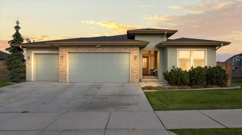 Photo of 4009 S Kellogg St, Kennewick, WA 99338 (MLS # 288009)