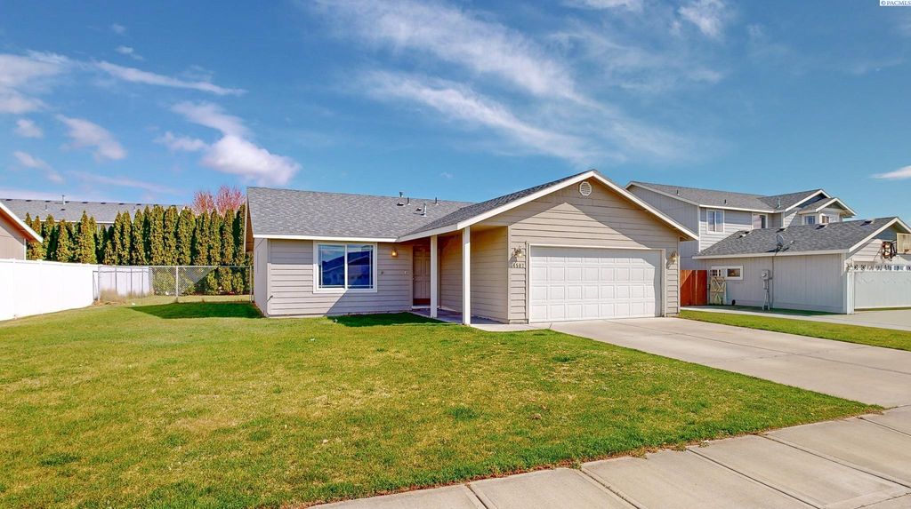 Photo of 4507 Muris Lane, Pasco, WA 99301 (MLS # 291881)