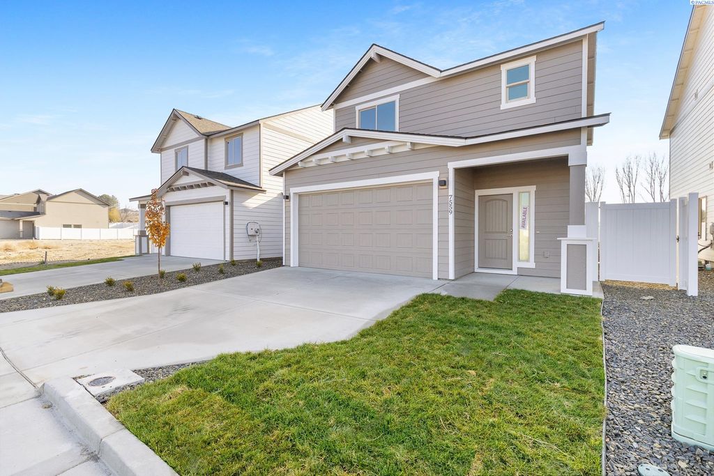 Photo of 7559 Grapevine Ct, West Richland, WA 99353 (MLS # 288871)