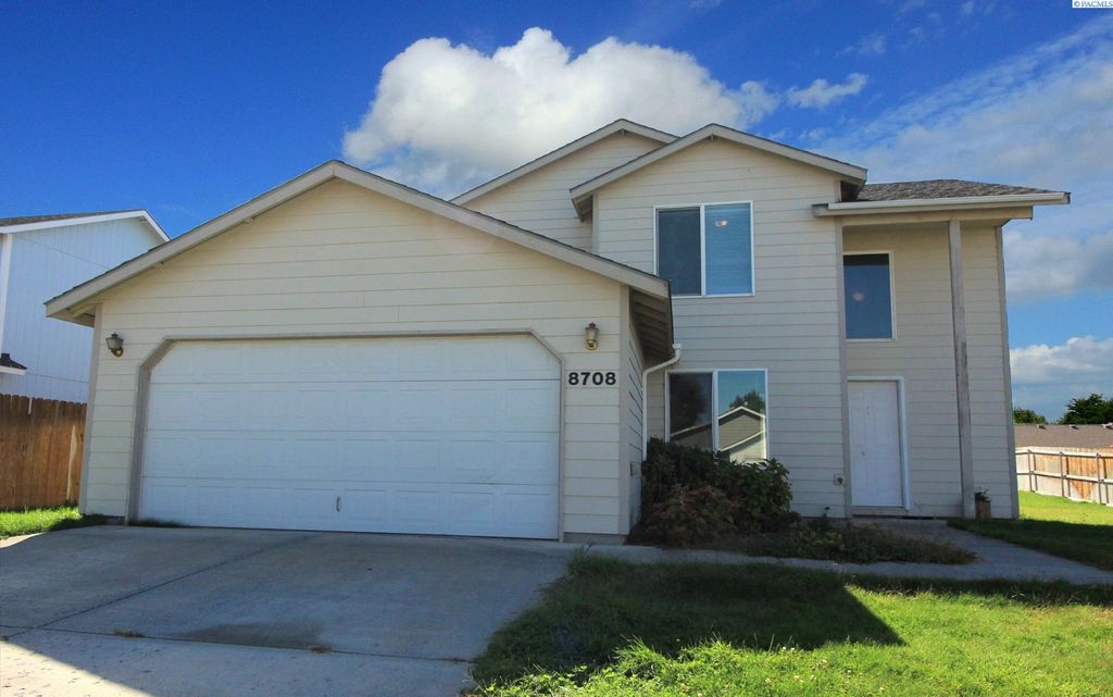 Photo of 8708 Overland Court, Pasco, WA 99301 (MLS # 287504)