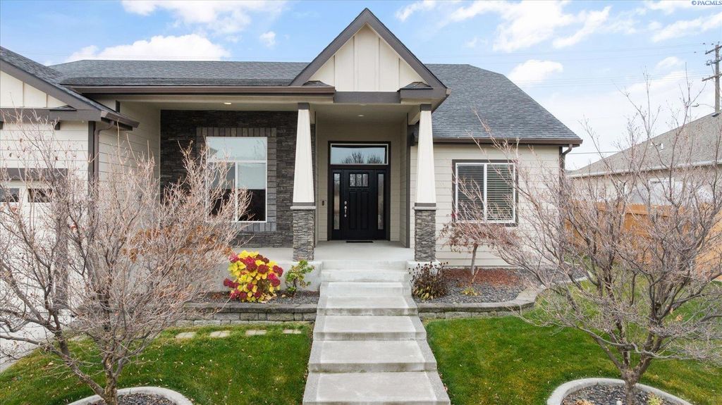 Photo of 8529 W 9th Ave, Kennewick, WA 99336 (MLS # 289165)