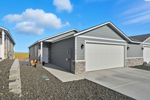 Photo of 413 Bedrock Loop, West Richland, WA 99352 (MLS # 288178)
