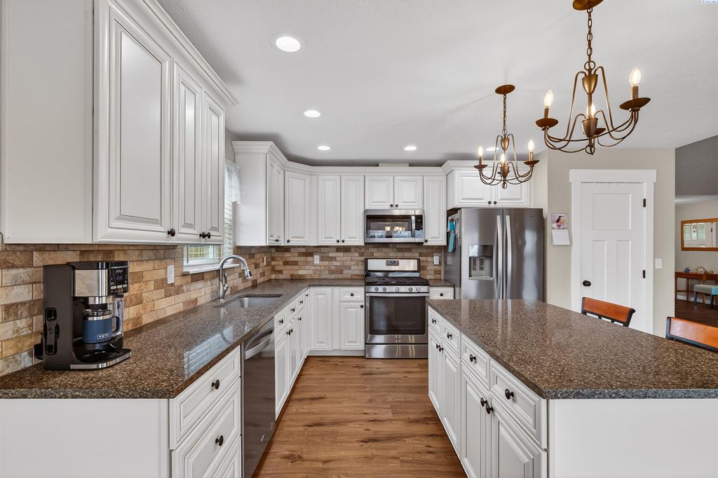 Photo of 504 Harvest Loop, Palouse, WA 99161 (MLS # 291034)