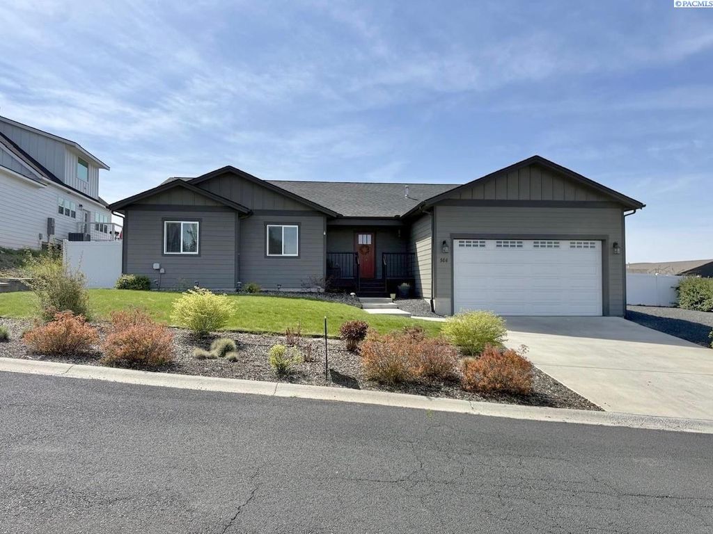 Photo of 504 Harvest Loop, Palouse, WA 99161 (MLS # 291034)