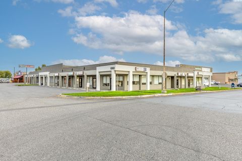 Photo of 8382 Gage Blvd #P, Kennewick, WA 99336 (MLS # 292934)