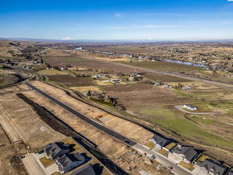 Photo of 1677 SW Kelandren Drive, Prosser, WA 99350 (MLS # 291231)