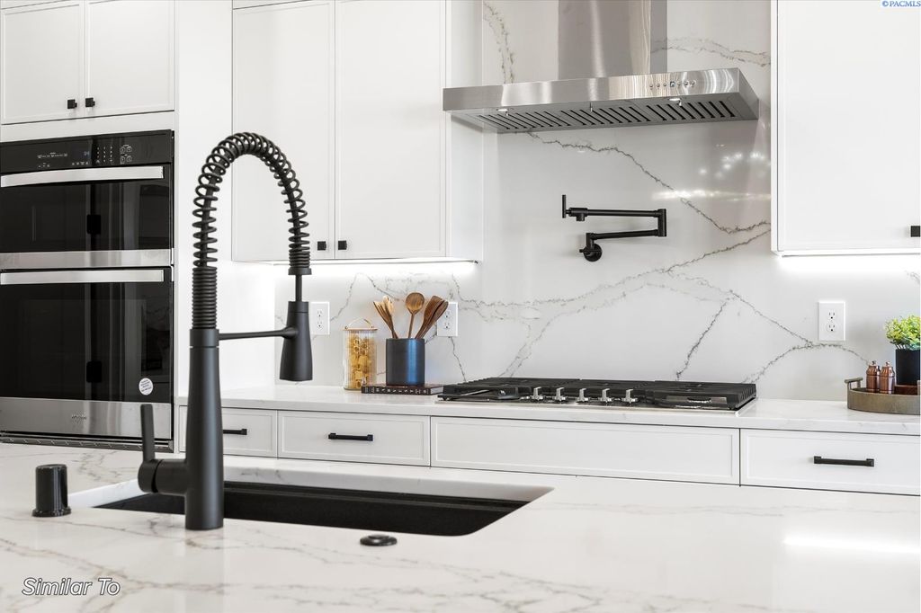 Photo of 7541 W 22nd Place, Kennewick, WA 99337 (MLS # 291463)