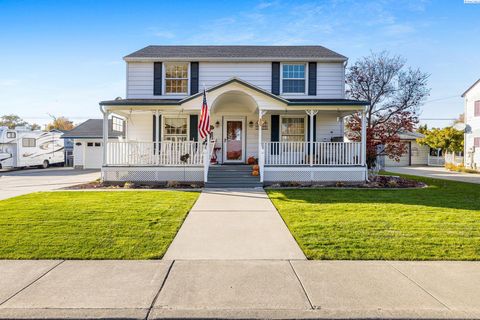 Photo of 1213 Perkins Ave, Richland, WA 99354 (MLS # 288830)