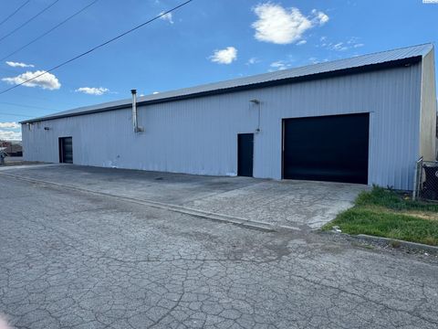 Photo of 19 S C Street, Toppenish, WA 98948 (MLS # 292238)