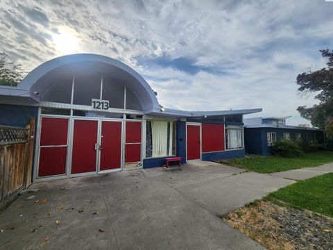 Photo of 1213 N Morain Loop, Kennewick, WA 99336 (MLS # 288436)