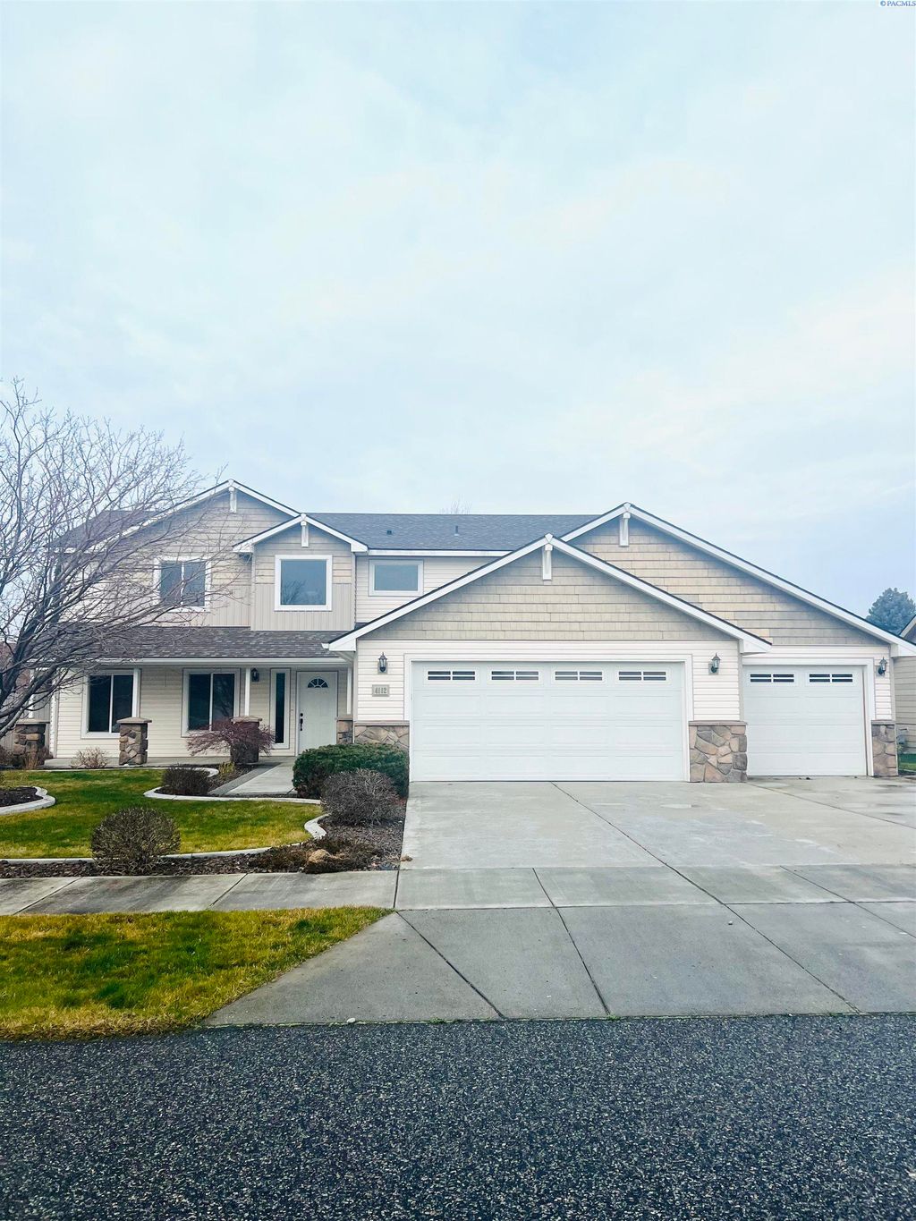 Photo of 4112 Fernwood Ln, Pasco, WA 99301 (MLS # 290547)