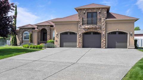 Photo of 3304 Sorento Ct, Pasco, WA 99301 (MLS # 287834)