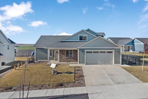 Photo of 1120 Overlook Dr, Pullman, WA 99163 (MLS # 290929)