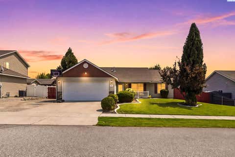 Photo of 4011 Twilight Court, Pasco, WA 99301 (MLS # 295212)