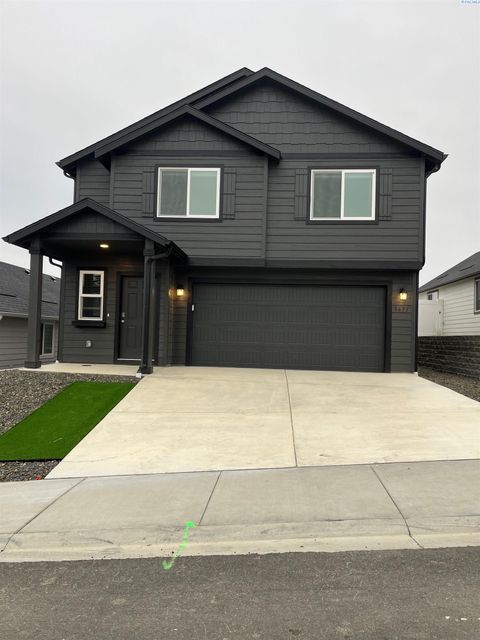 Photo of 3691 S Quay Street, Kennewick, WA 99338 (MLS # 292501)