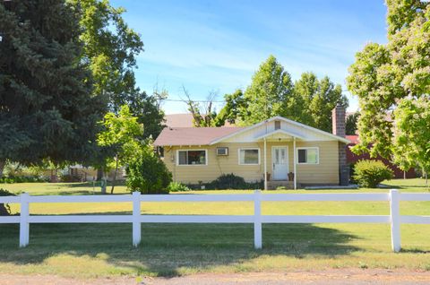 Photo of 148501 W North River Road, Prosser, WA 99350 (MLS # 294049)
