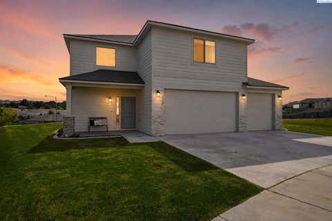 Photo of 6037 W 32nd Ave, Kennewick, WA 99338 (MLS # 294545)