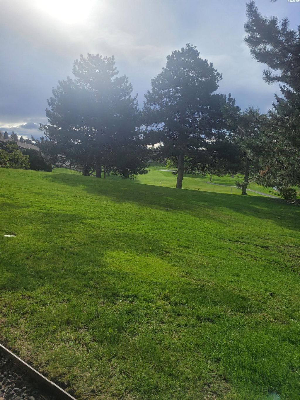 Photo of 303 Gage Blvd. # 104 Blvd, Richland, WA 99352 (MLS # 287890)