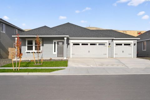 Photo of 3782 Stonecap St, Richland, WA 99352 (MLS # 283218)