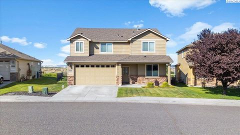 Photo of 2660 Sandpiper Loop, Richland, WA 99354 (MLS # 294723)