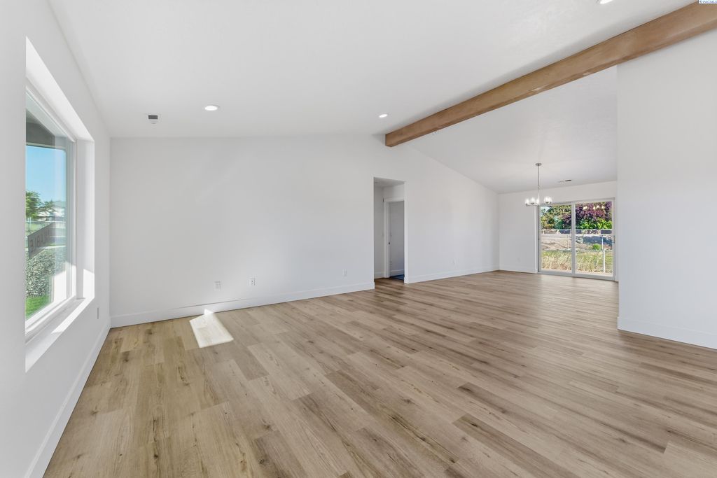 Photo of 4219 Road 104, Pasco, WA 99301 (MLS # 292905)