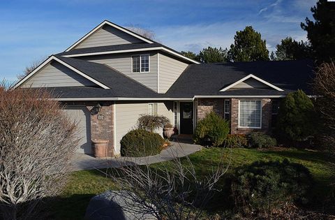 Photo of 3024 Charity Ct, Kennewick, WA 99338 (MLS # 289765)