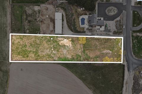 Photo of TBD E Terril Rd, Kennewick, WA 99337 (MLS # 291033)