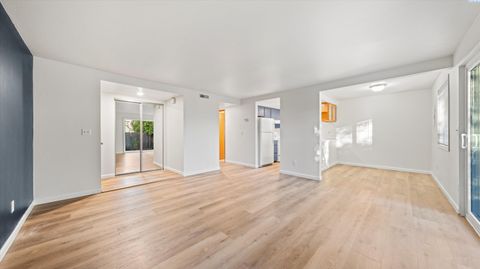 Photo of 420 S Quincy St S Quincy Street #A, Kennewick, WA 99336 (MLS # 289041)