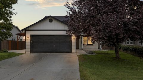 Photo of 6105 Cashmere Ln, Pasco, WA 99301 (MLS # 287857)