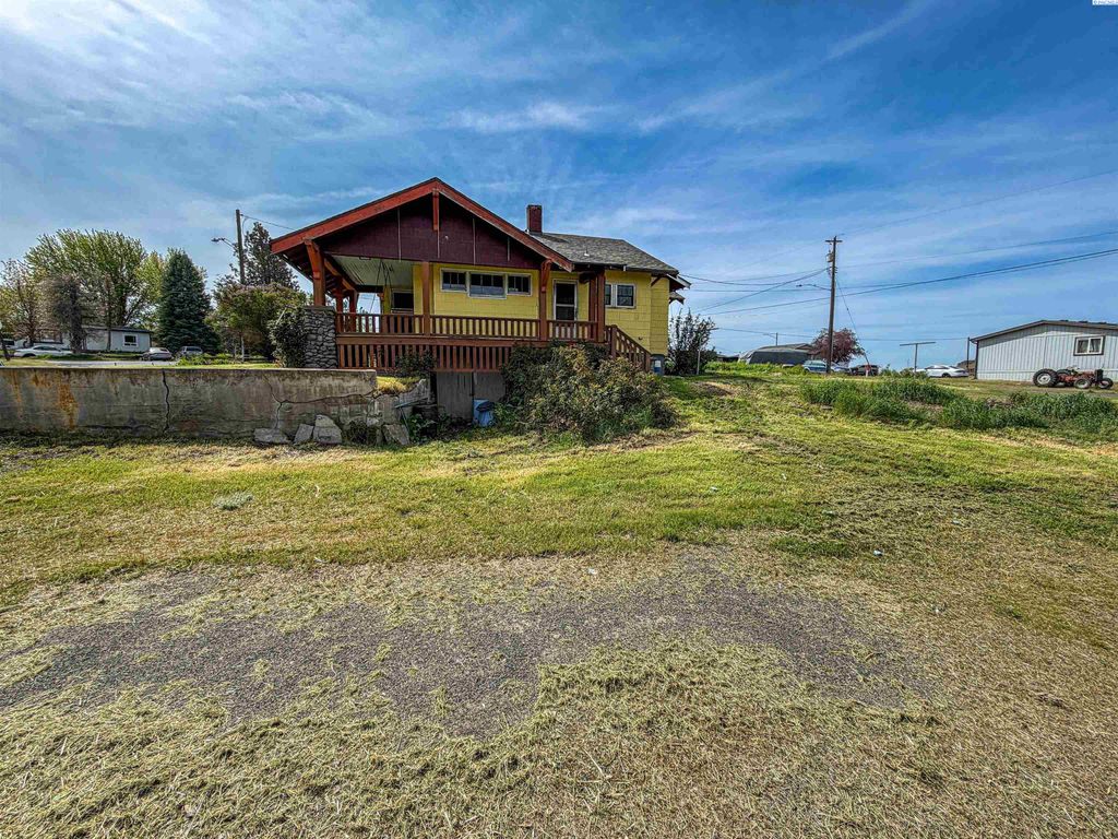 Photo of 170 S Church St, Washtucna, WA 99371 (MLS # 292519)