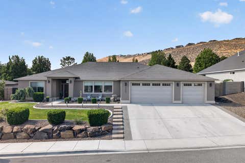 Photo of 2267 Sky Meadow Ave, Richland, WA 99354 (MLS # 294482)
