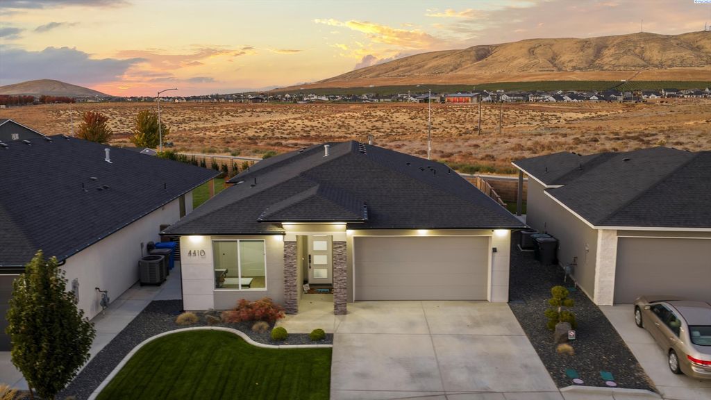 Photo of 4410 Pace St, Richland, WA 99352 (MLS # 289303)