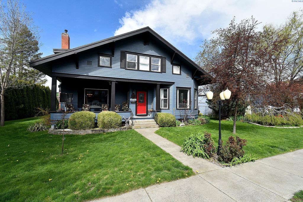 Photo of 710 S Whitman Avenue, Rosalia, WA 99170 (MLS # 292472)