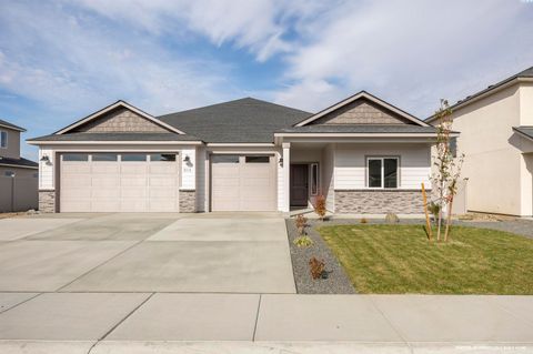 Photo of 208 Scott Rd, Prosser, WA 99350 (MLS # 291406)