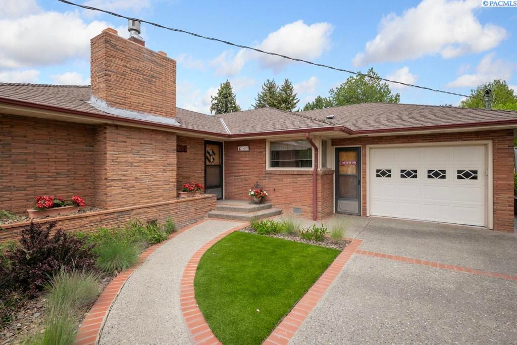 Photo of 407 Steptoe Street, Colton, WA 99113 (MLS # 290059)