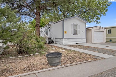 Photo of 2105 N Steptoe #80 St, Kennewick, WA 99336 (MLS # 292369)