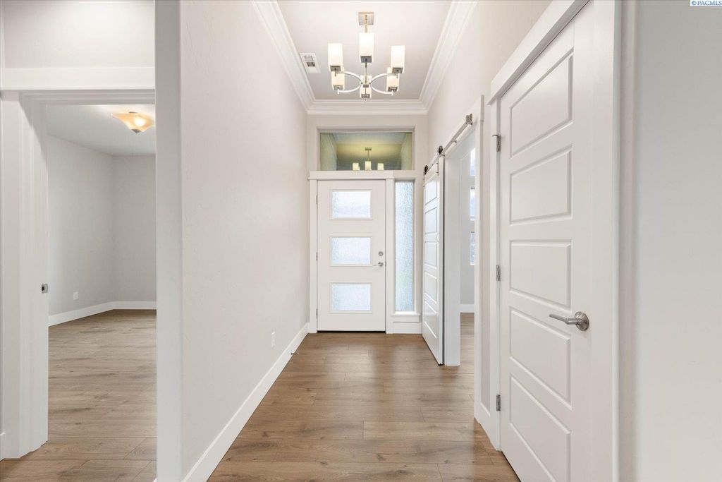 Photo of 7162 Napoli Street, West Richland, WA 99353 (MLS # 290287)